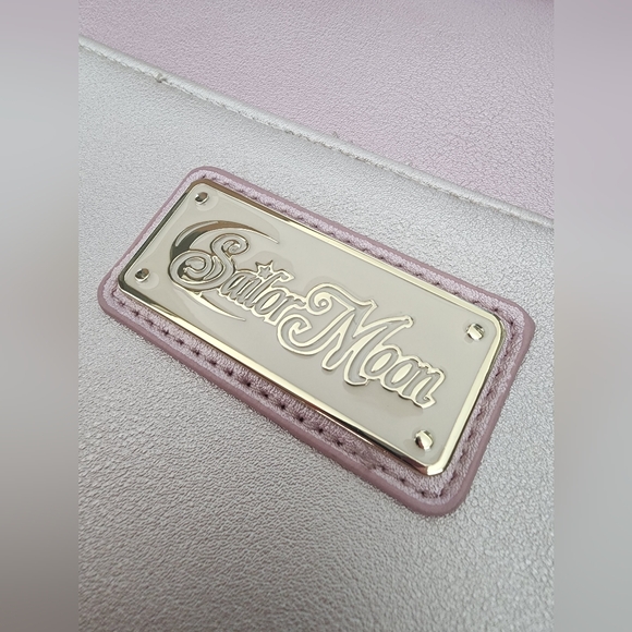 LOUNGEFLY SAILOR MOON Scepter Latch Pink Crossbody Handbag satchel - Picture 8 of 10